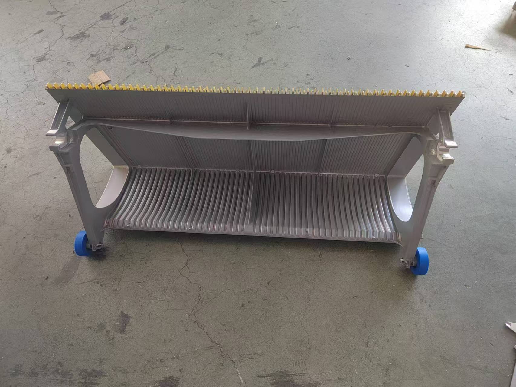 Escalator Step AL 30554800 17050755 4EK 5EK 1000mm Escalator Spare Parts
