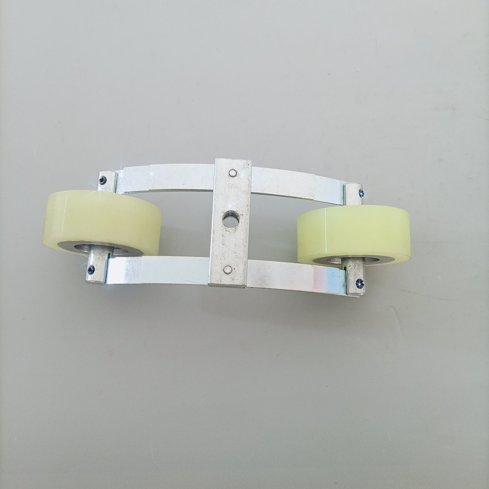 80*32*6203 Escalator Pressure Roller Assembly Pulley OD 80mm W32mm Bearing 6203RS