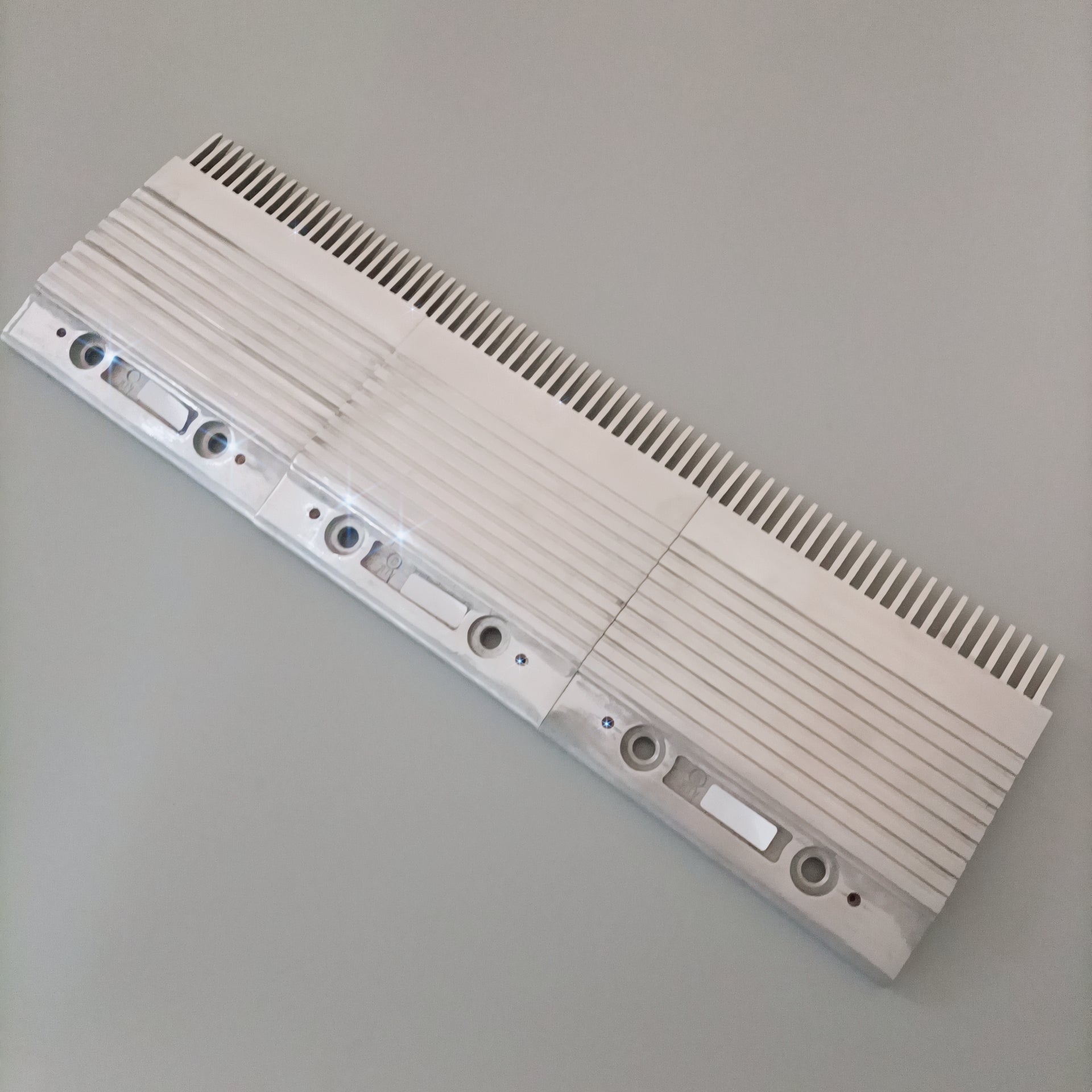 2sets Escalator Aluminum Comb Plate RTV-A DEE2209592 RTV-B DEE2209591 RTV-C DEE2209590