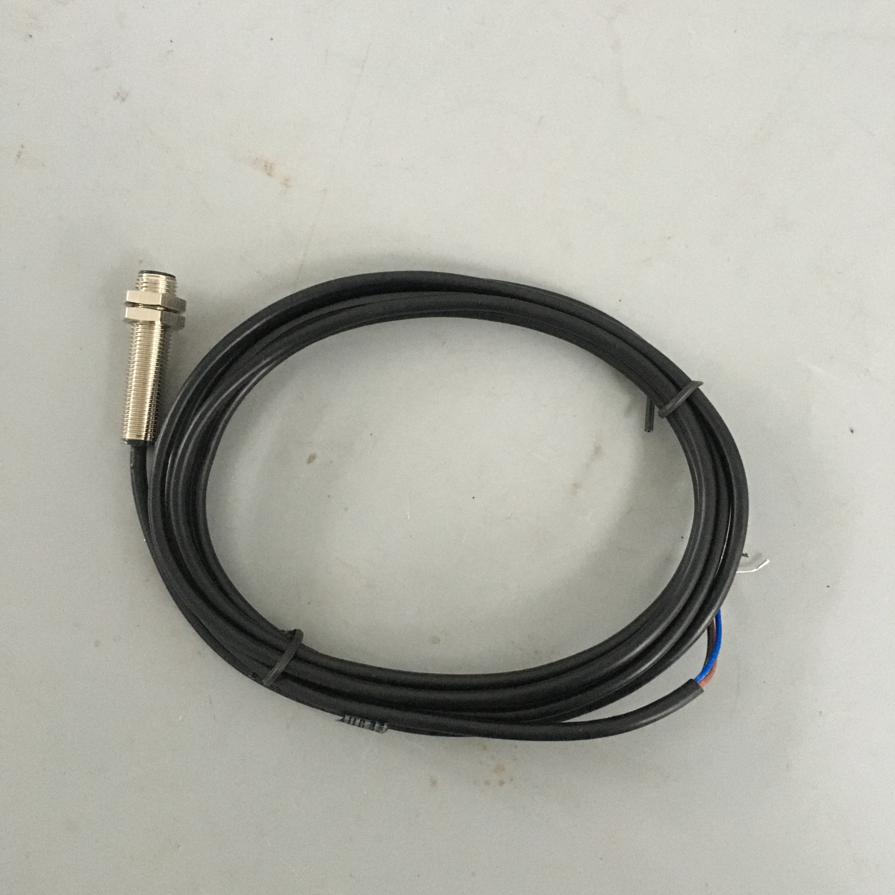 10pcs GAA177HB1 Escalator Sensor 10-30VDC Leveling Switch Escalator Spare Parts