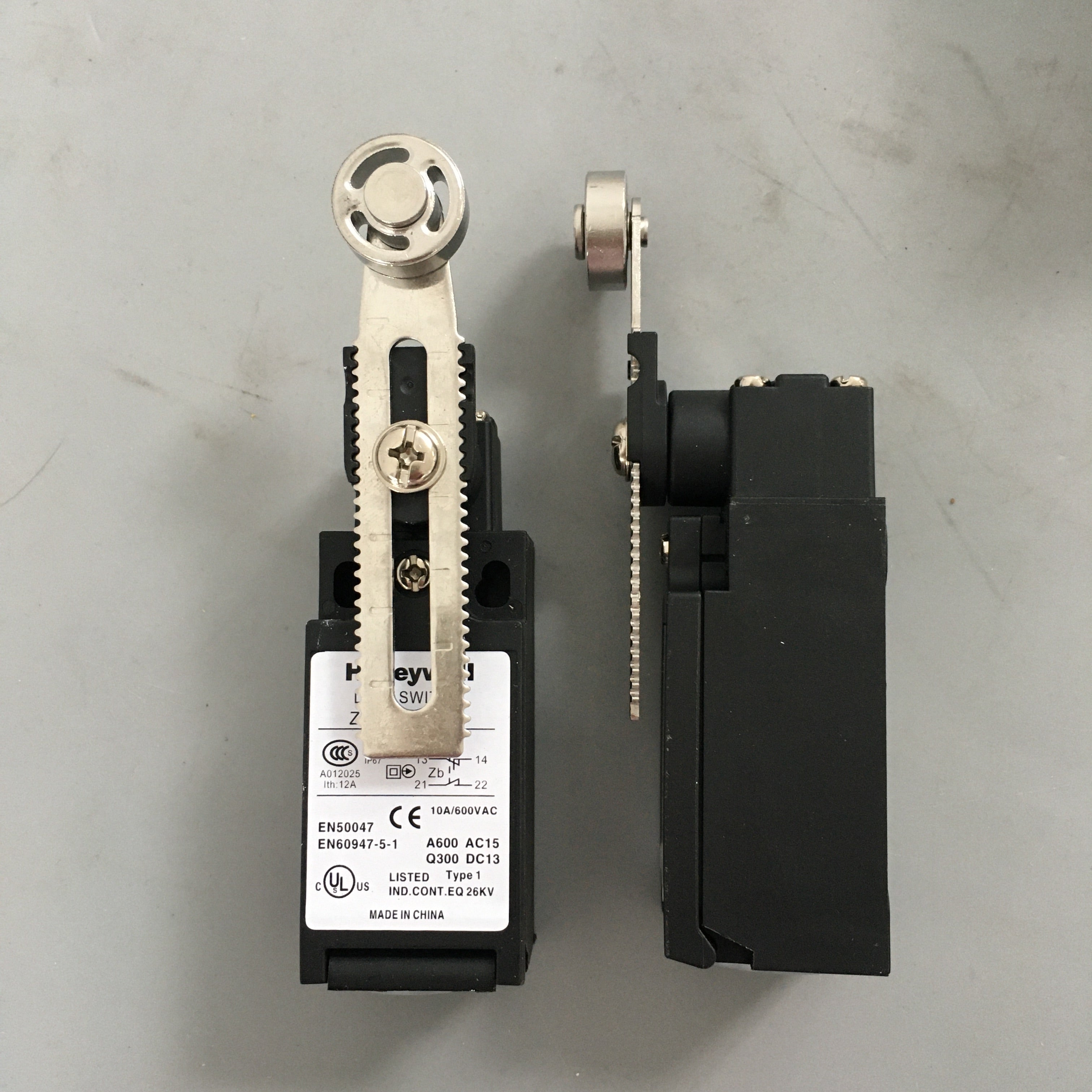 2PCS Escalator ZLDXC01A2B Escalator Limit Switch Travel Switch Elevator Spare Parts Escalator Parts