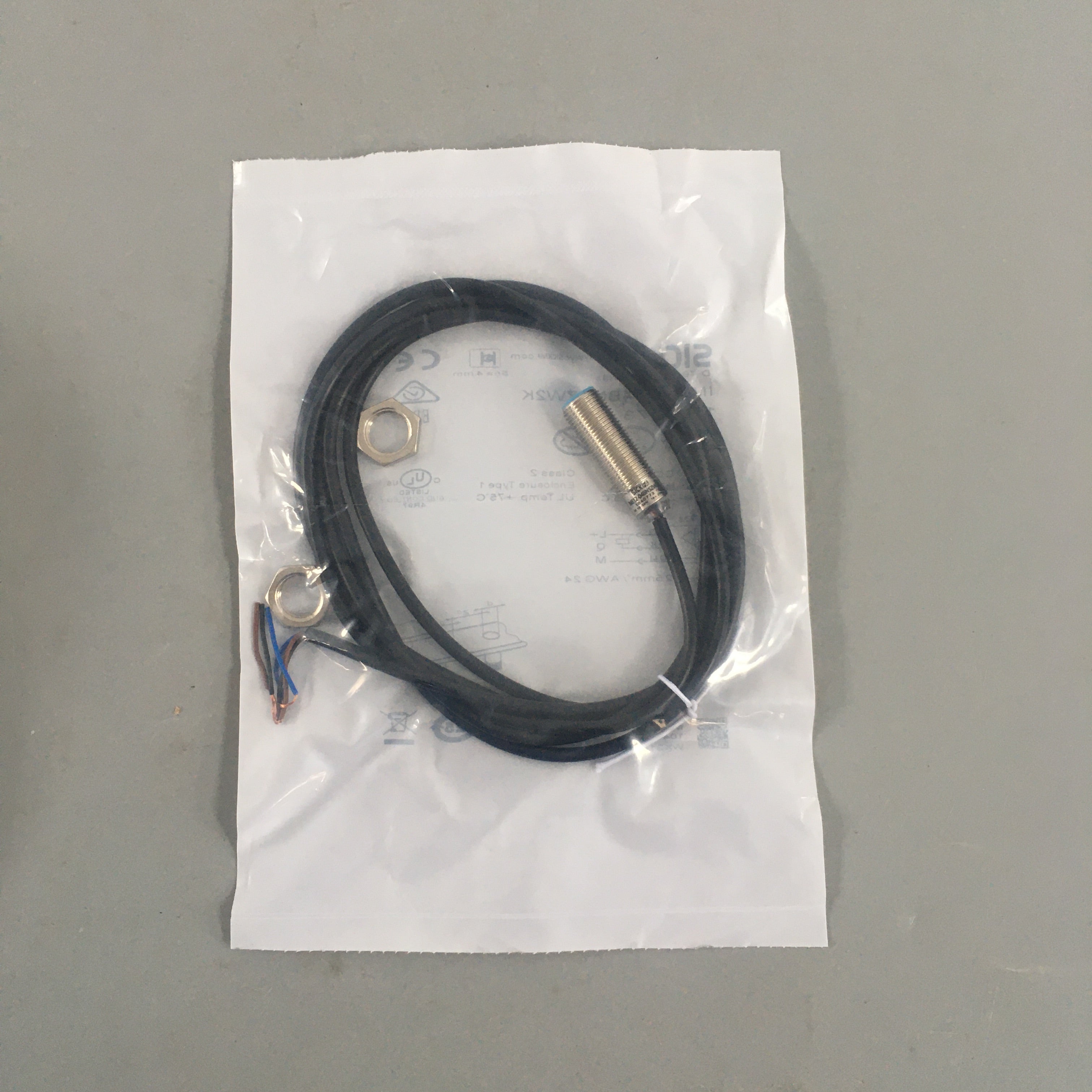IME12-04BNSZW2K Escalator Sensor DC10-30V Escalator Spare Parts