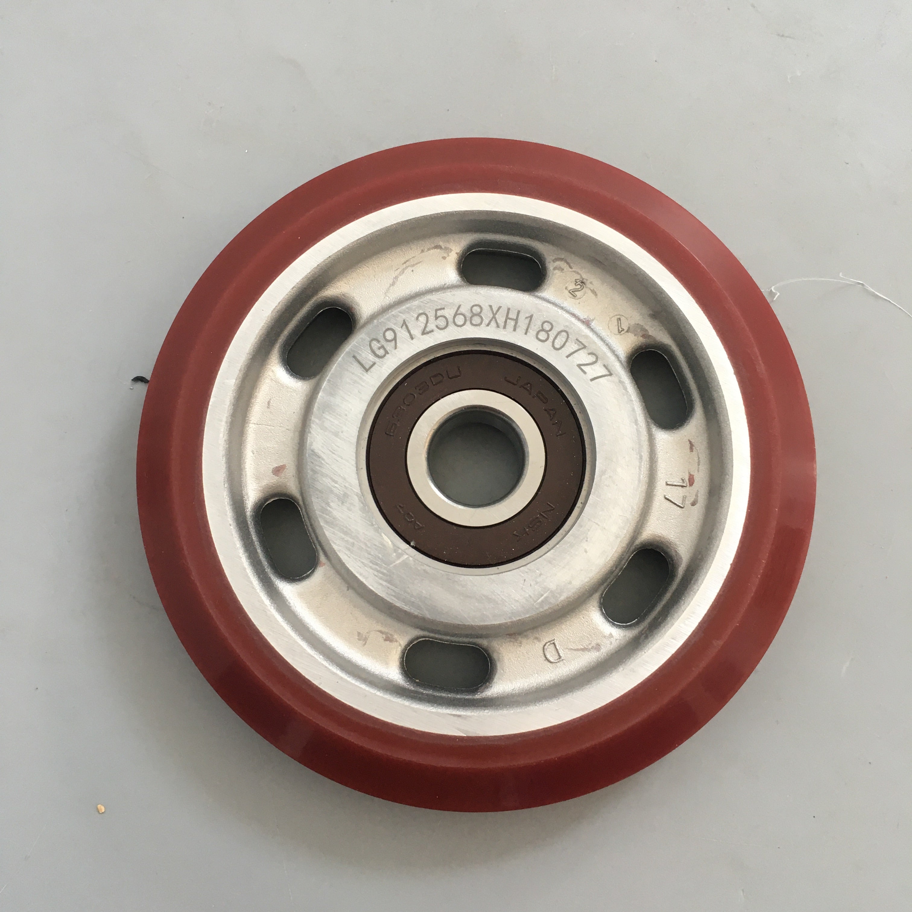 10pcs Elevator Guide Shoe Roller High Speed Pulley 125*22*6303 OD125mm Width22mm Bearing 6303 Elevator Spare Parts Lift Parts